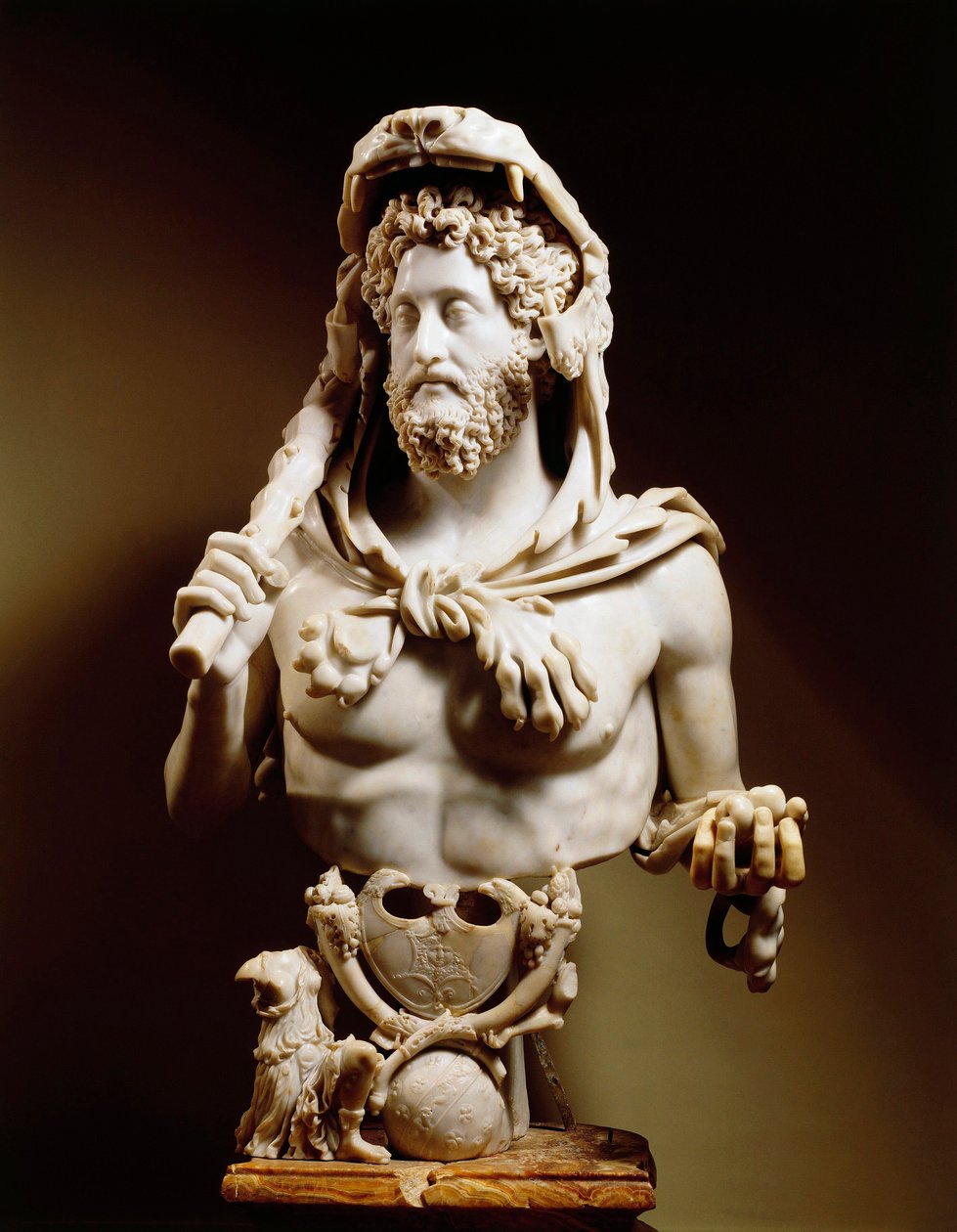 Cesarz Kommodus (160-192) z symbolami Herkulesa, marmurowy posąg ze wzgórza Esquilino autorstwa Roman