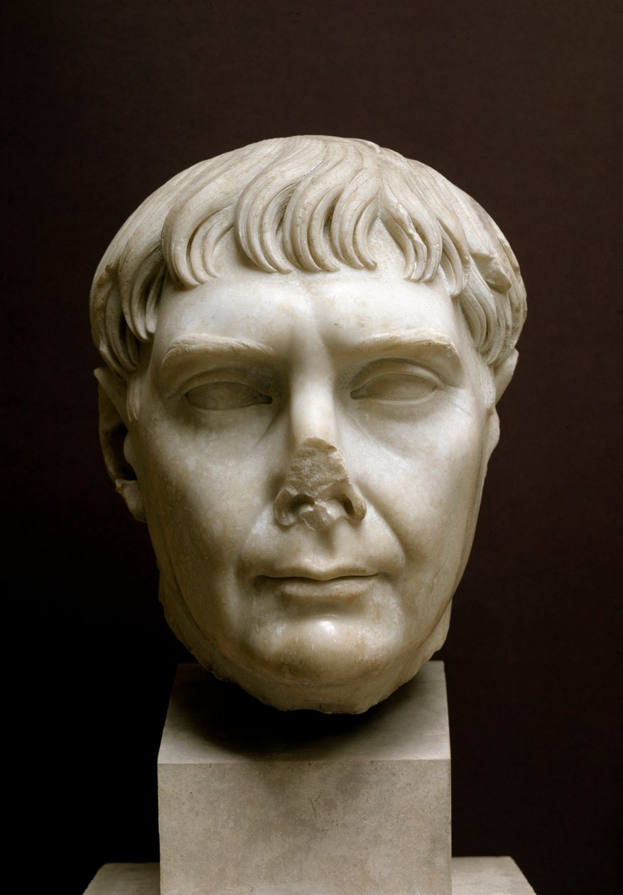Głowa cesarza Trajana, II w. (rzeźba z marmuru) autorstwa Roman