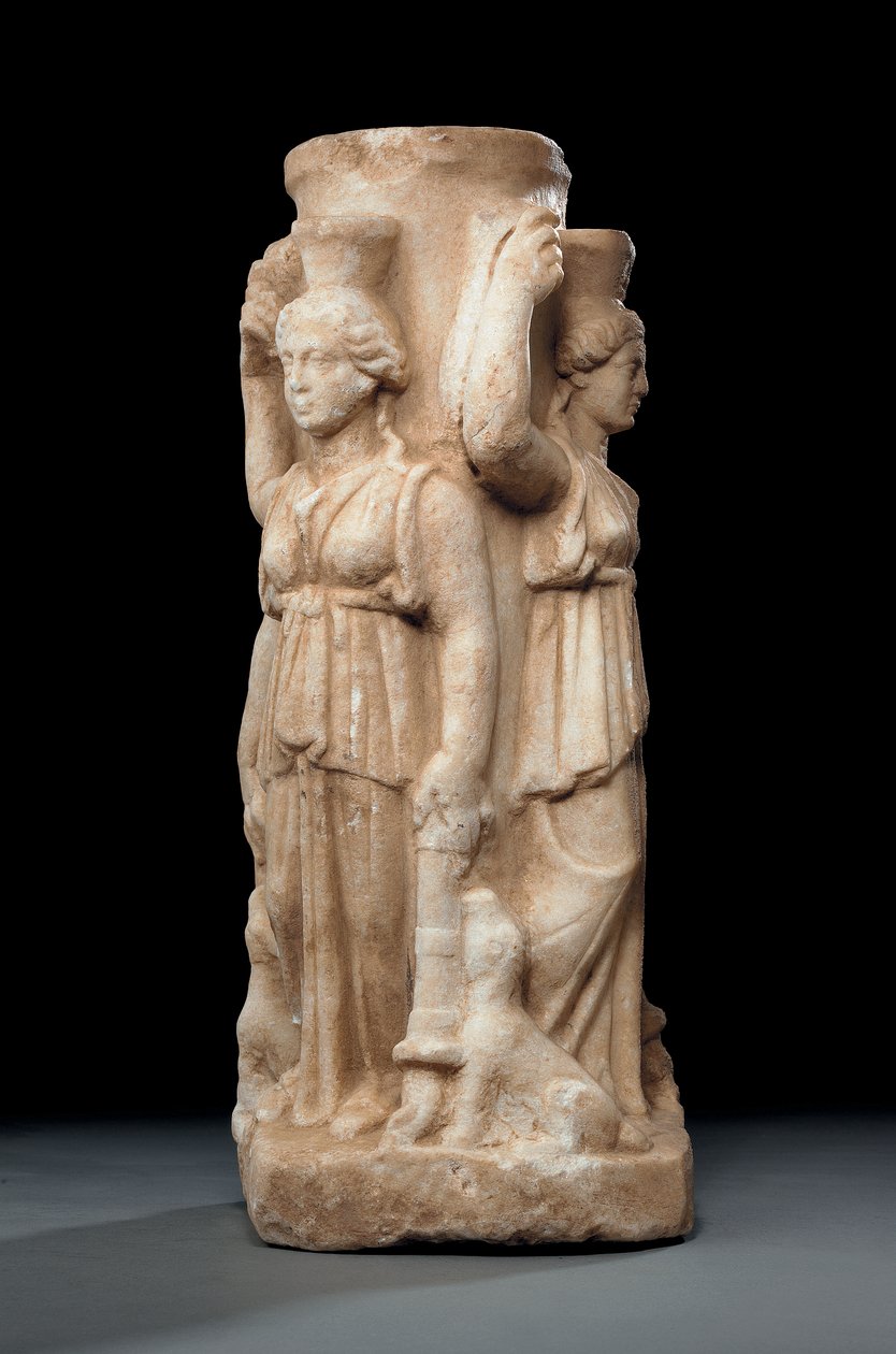 Hekateion autorstwa Roman