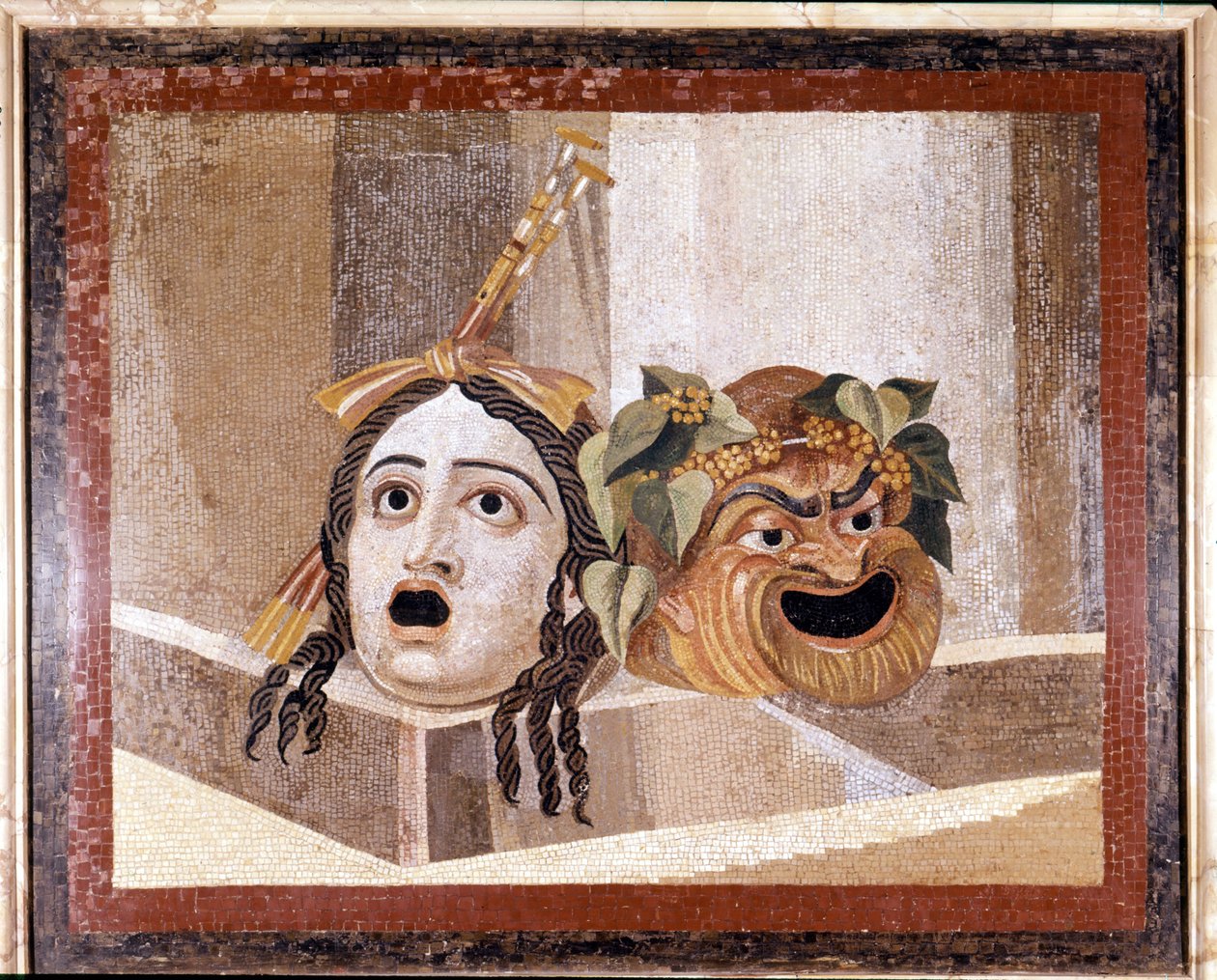 Maska Teatru Rzymskiego. Mozaika z II wieku naszej ery. Z Łazienek Decjusza na Awentynie w Rzymie. Musei capitolini, Rzym autorstwa Roman