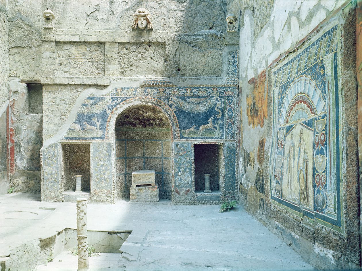 Triclinium na wolnym powietrzu w Domu Neptuna i Amfitryty autorstwa Roman