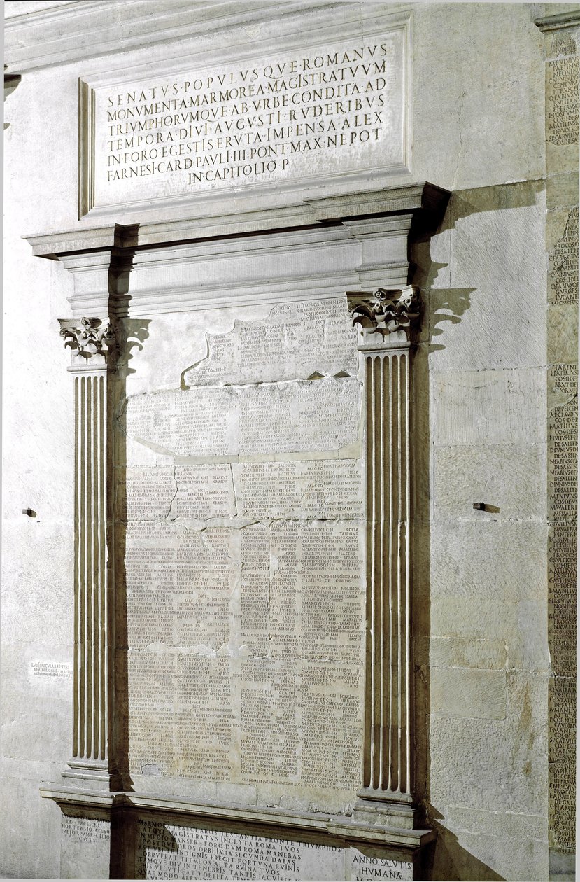 Tablica postów triumfalnych i konsularnych. Okres cesarza Augusta. 27 pne-14 AD. Rzym, Musei Capitolini - Tablica rejestracyjna okresu konsularnego i triumfalnego Fasti cesarza rzymskiego Augusta (27 p.n.e.-14 n.e.). Musei Capitolini, Rzym, Włochy autorstwa Roman