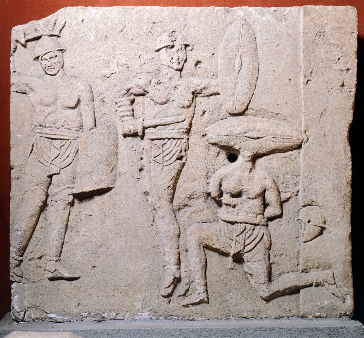 Relief przedstawiający scenę gladiatorów z okolic Due Madonne, Bolonia, cywilizacja rzymska autorstwa Roman