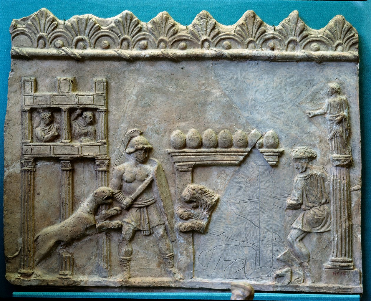 Sztuka starożytności Cesarstwa Rzymskiego. Venatio: Gladiator walczy z bestiami. Rzeźba autorstwa Roman