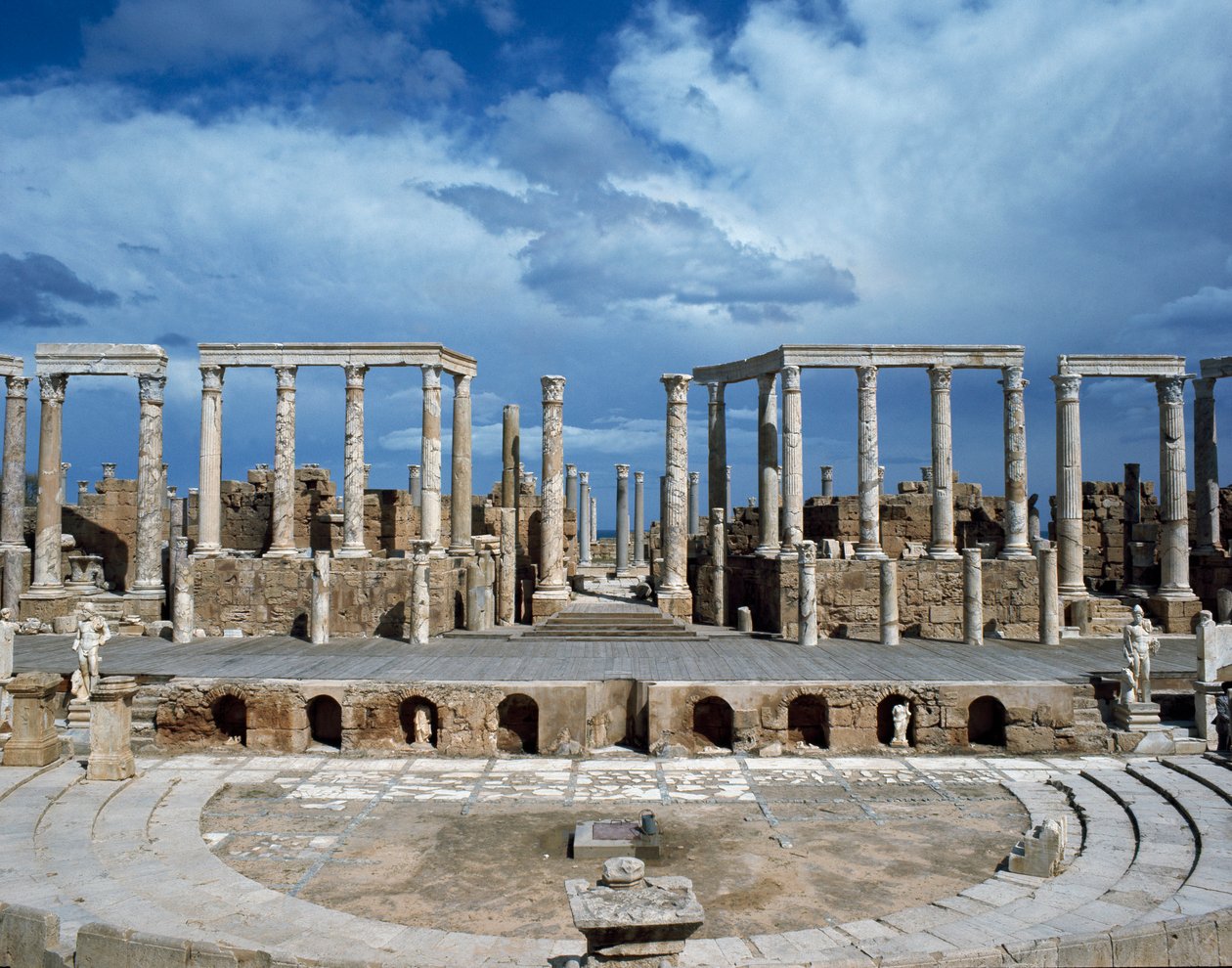teatr rzymski autorstwa Roman