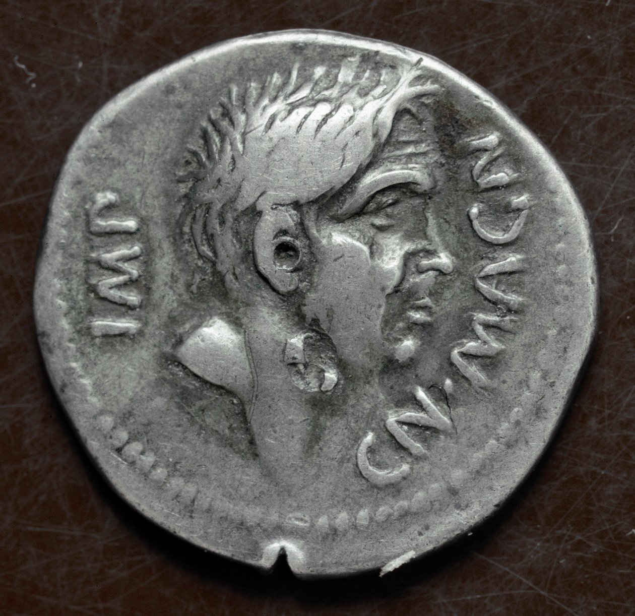 Srebrna moneta z wizerunkiem Pompejusza Wielkiego (Gneo Pompeo Wielki lub Gnaeus Pompeius Magnus autorstwa Roman