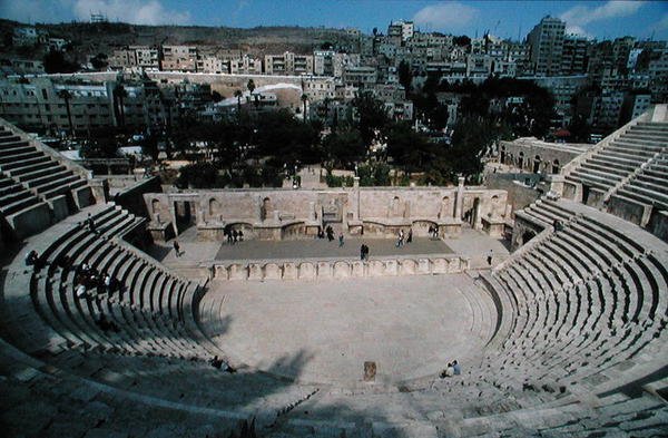 Teatr autorstwa Roman