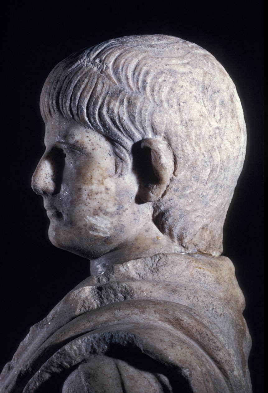 Posąg togatowy młodego Nerona, widok z boku głowy, ok.50 rne (marmur) (detal 140378) autorstwa Roman