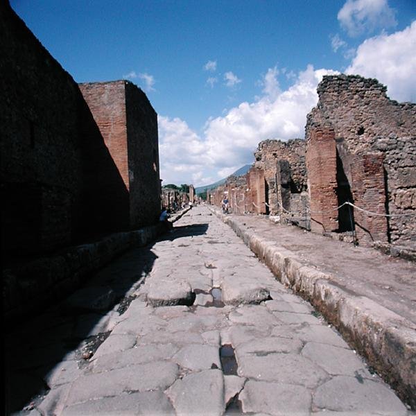 Via dellAbbondanza autorstwa Roman