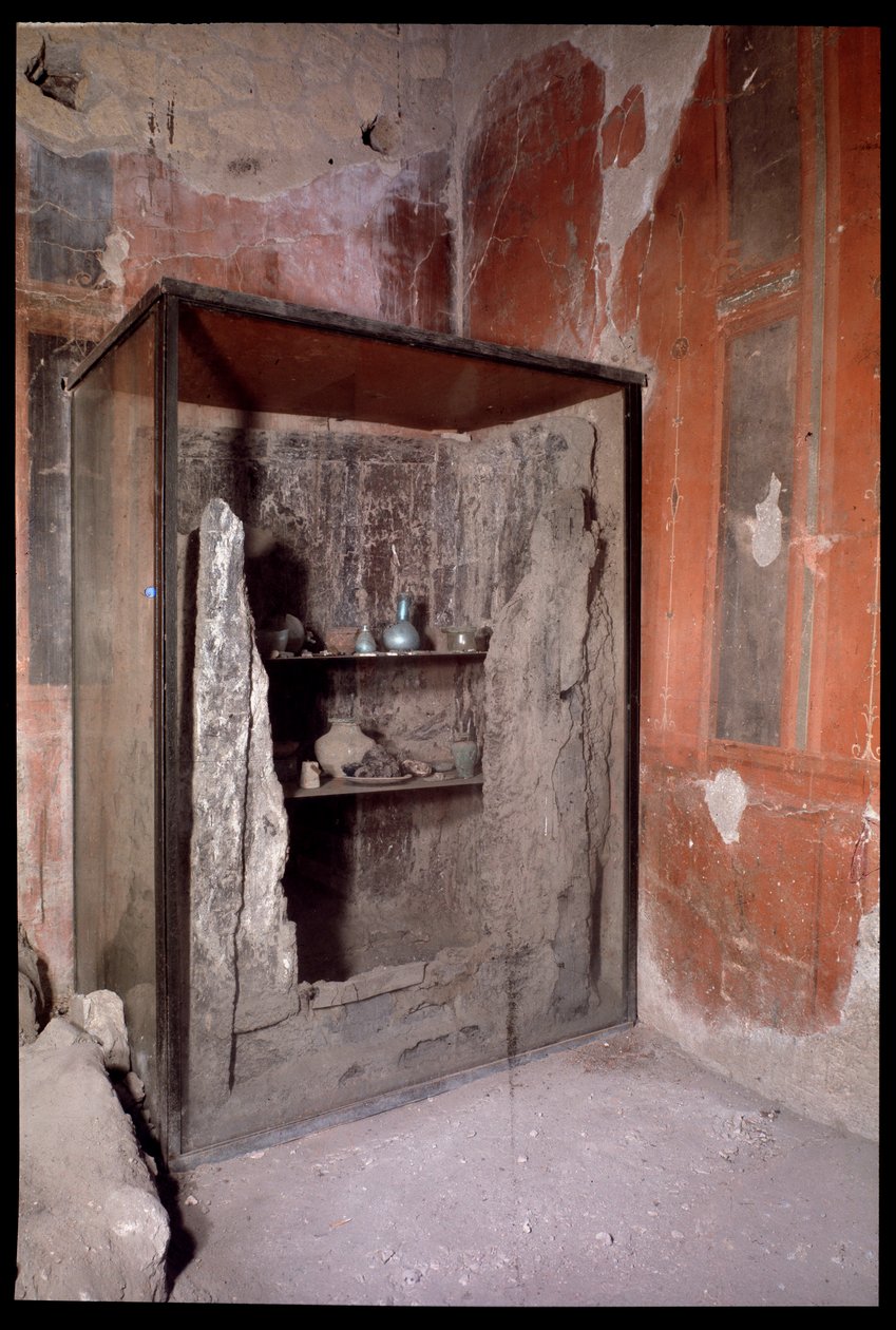 Karbonizowana szafa, Casa a Graticcio, V wpne-I wne autorstwa Roman Roman