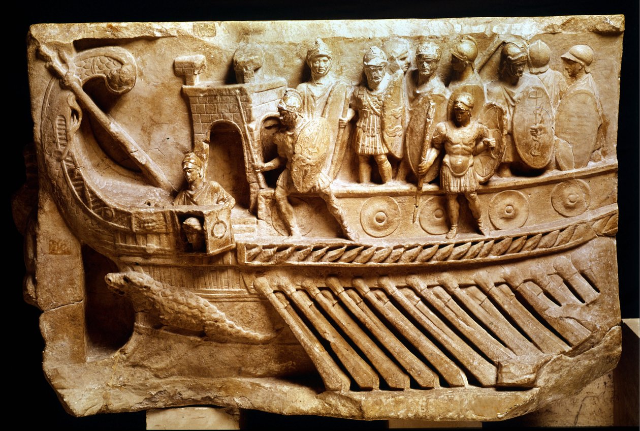 Niskorzymska płaskorzeźba przedstawiająca birem. Pod dziobem widać krokodyla. Watykan, Watykan, zabytki papieskie, muzea i galerie. autorstwa Roman Roman