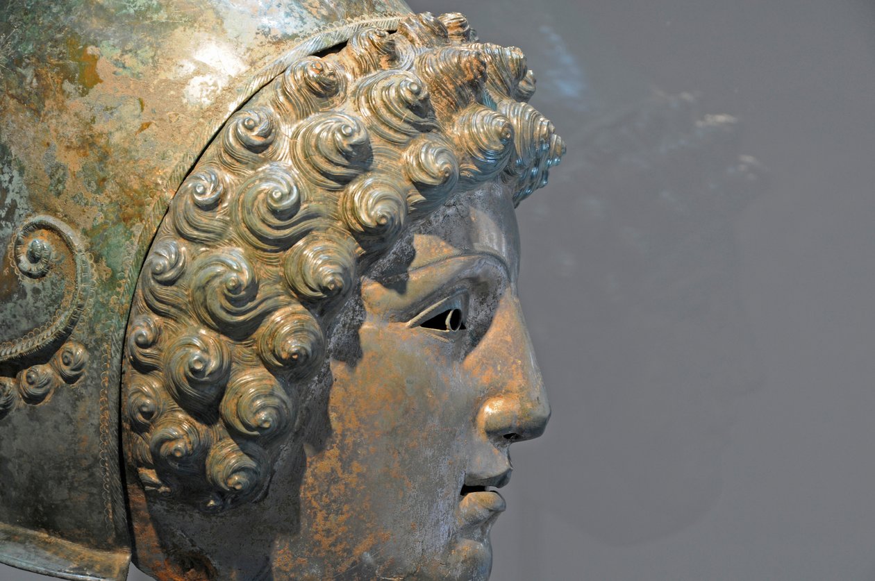 Hełm Crosby Garrett, koniec I-II wne (brąz) (patrz także (patrz także 871729-34, 396159 i 413093-94) autorstwa Roman Roman