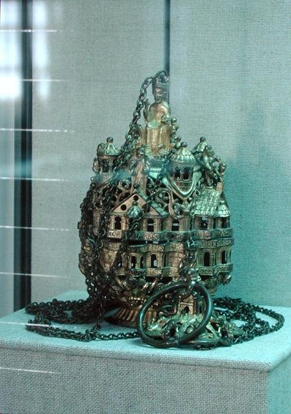 Censer Gozberta (złocony metal) autorstwa Romanesque