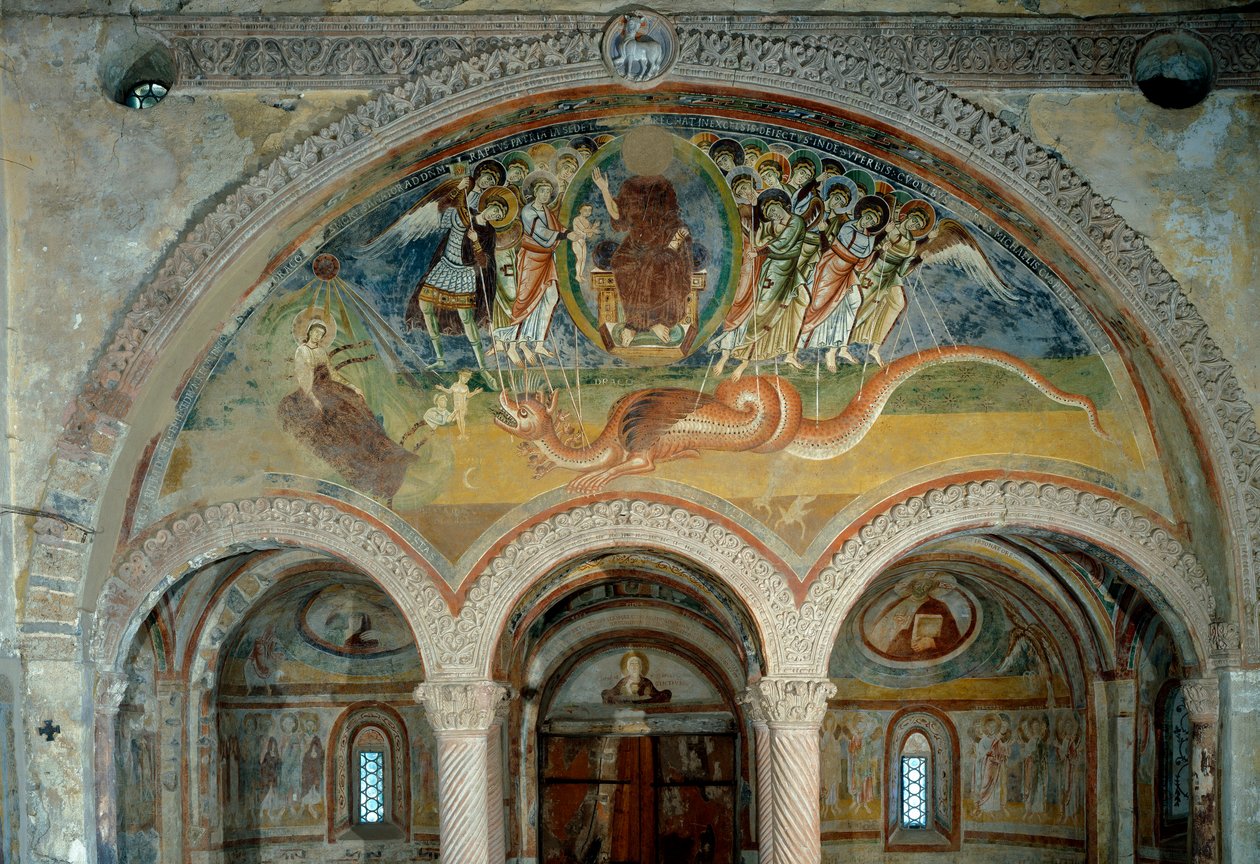 Przedstawienie Apokalipsy: aniołowie przebijają strzałami potwora o siedmiu głowach autorstwa Romanesque