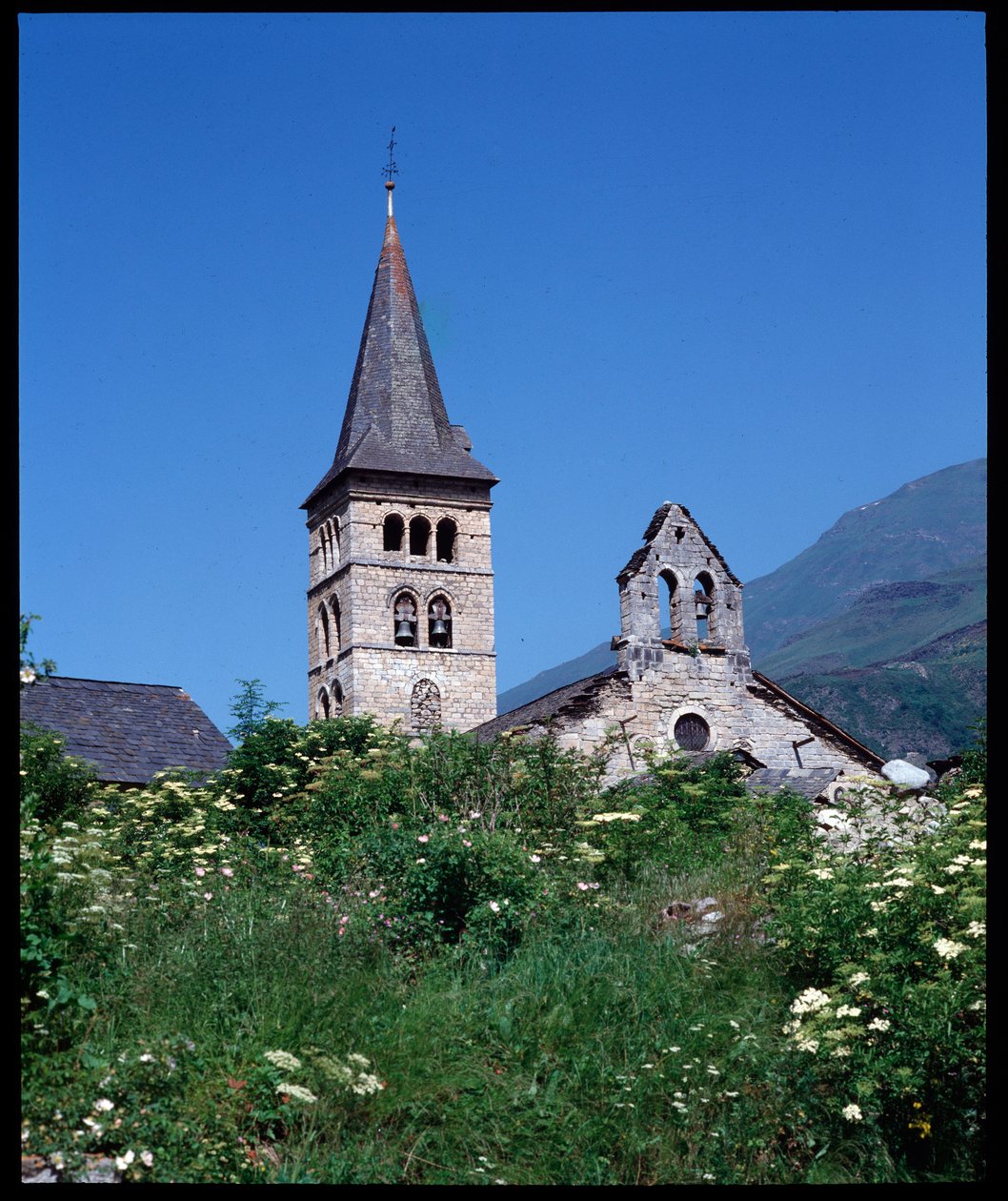 Widok kościoła Mariackiego, Arties (fot.) autorstwa Romanesque