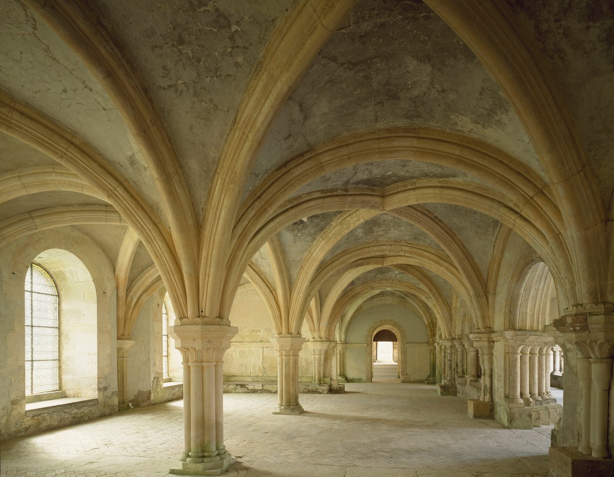 Widok na skryptorium, miejsce spotkań gminy, opactwo cystersów założone w XII wieku. Fontenay, Złote Wybrzeże autorstwa Romanesque