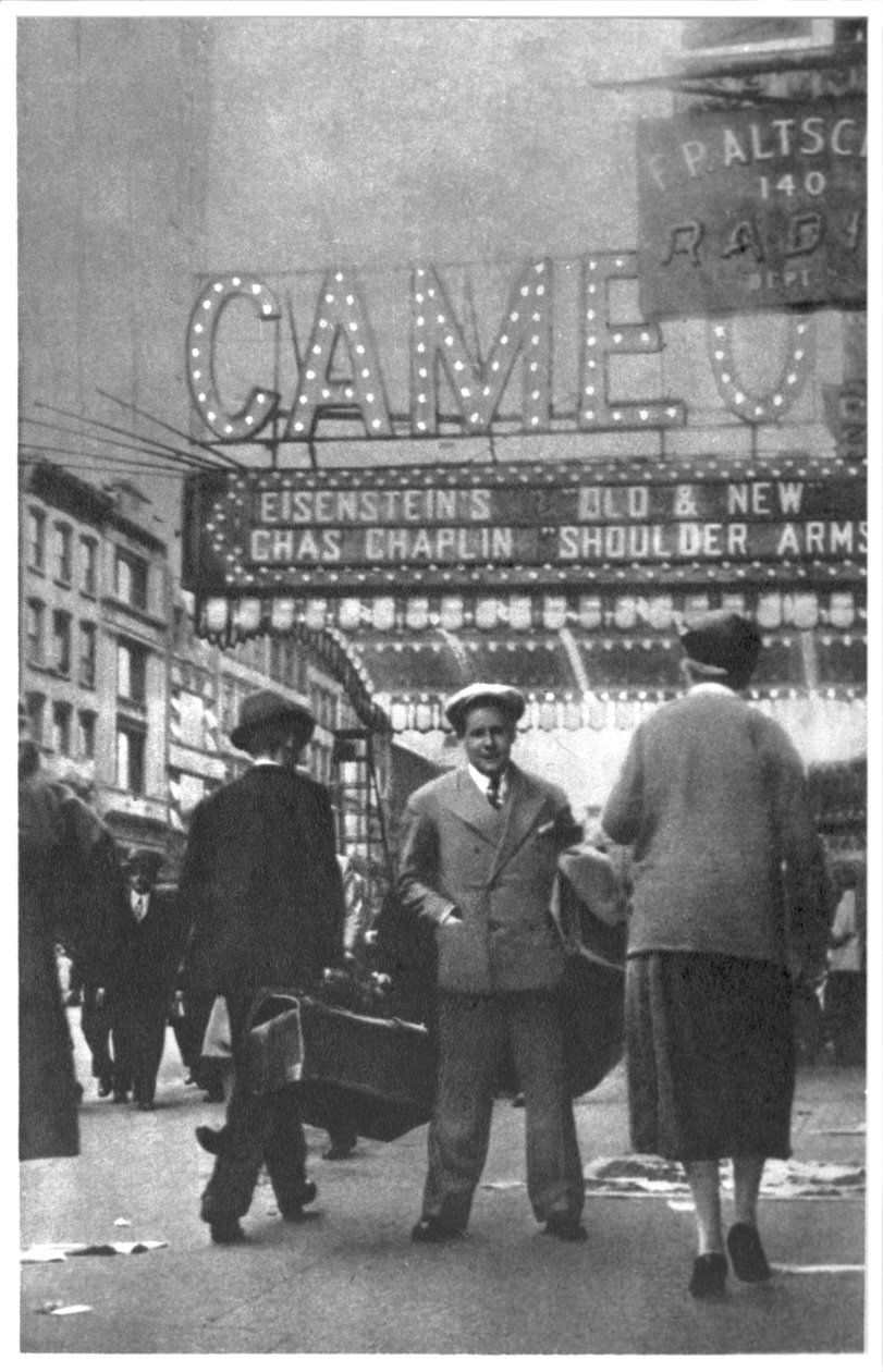 Siergiej Eisenstein (1898-1948) w Nowym Jorku, 1930 r., z książki Serge Eisenstein, Reflexions dun Cineaste, wydanej w Moskwie w 1958 r. autorstwa Russian Photographer