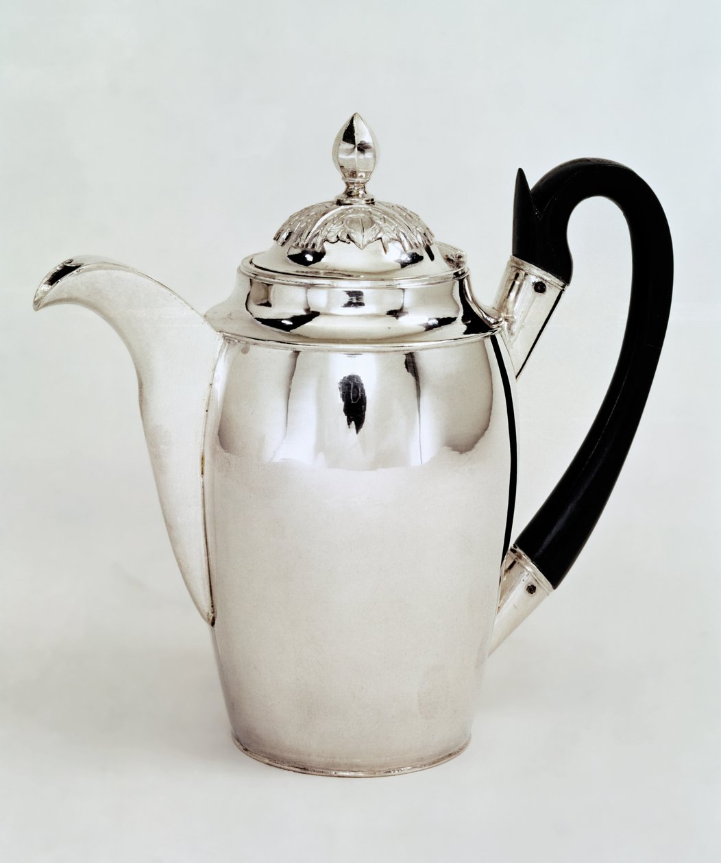 Garnek do czekolady, Leningrad, 1804 (srebrny) autorstwa Russian School