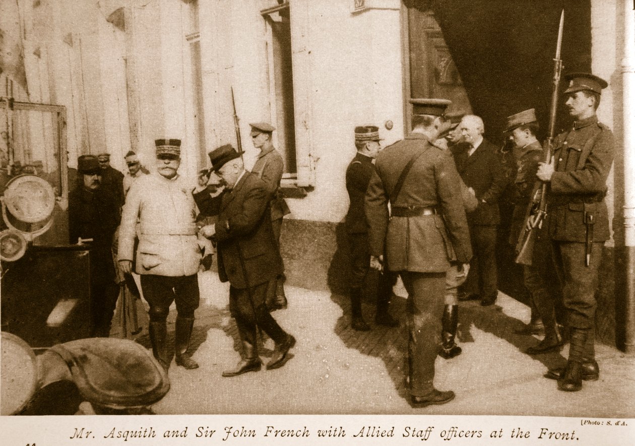 Pan Asquith i Sir John French z oficerami sztabów alianckich na froncie, 1914-19 autorstwa S. d A. Photography