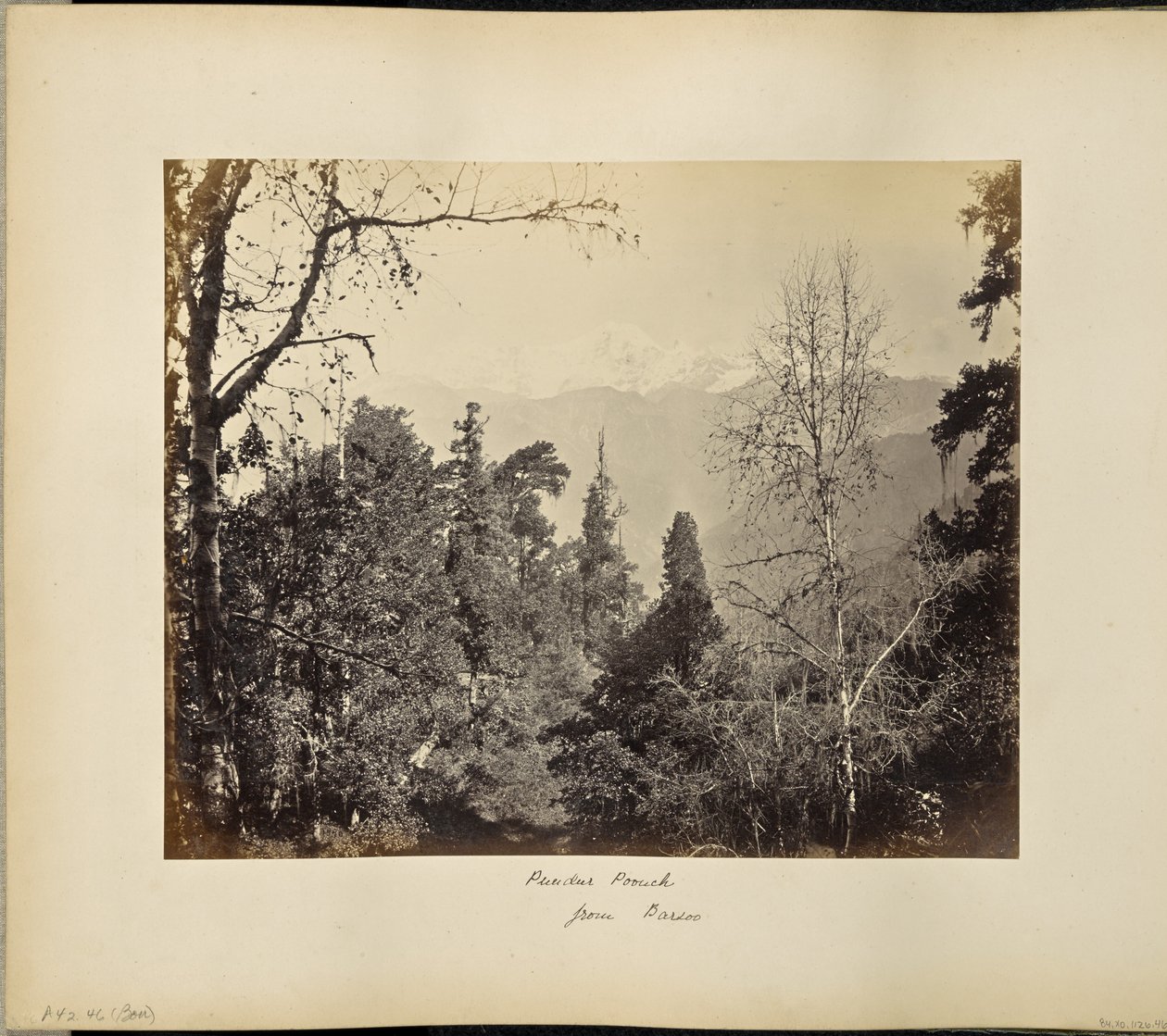 Bunderpoonch (szczyt Jumnootri), 20 758 stóp, z wysokości nad Barsoo autorstwa Samuel Bourne