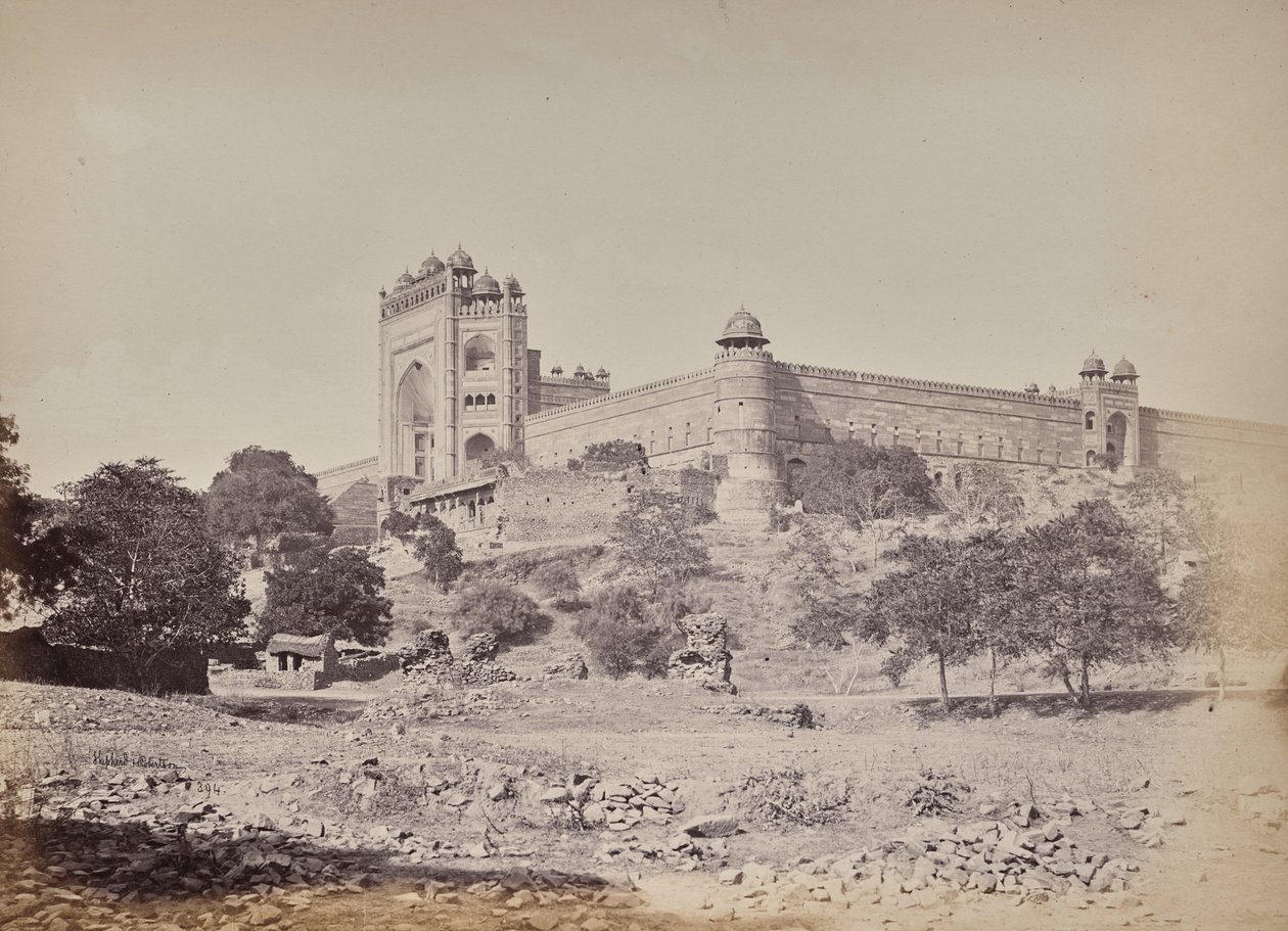 Fort Fatehpur Sikri w pobliżu Agry. Rezydencja cesarza Akbara autorstwa Samuel Bourne