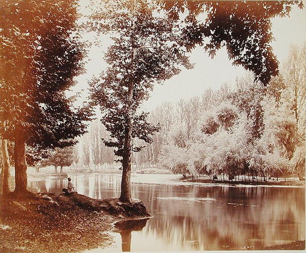 Widok na kanał Dhul, Kaszmir, ok. 1865 (zdjęcie w sepii) autorstwa Samuel Bourne