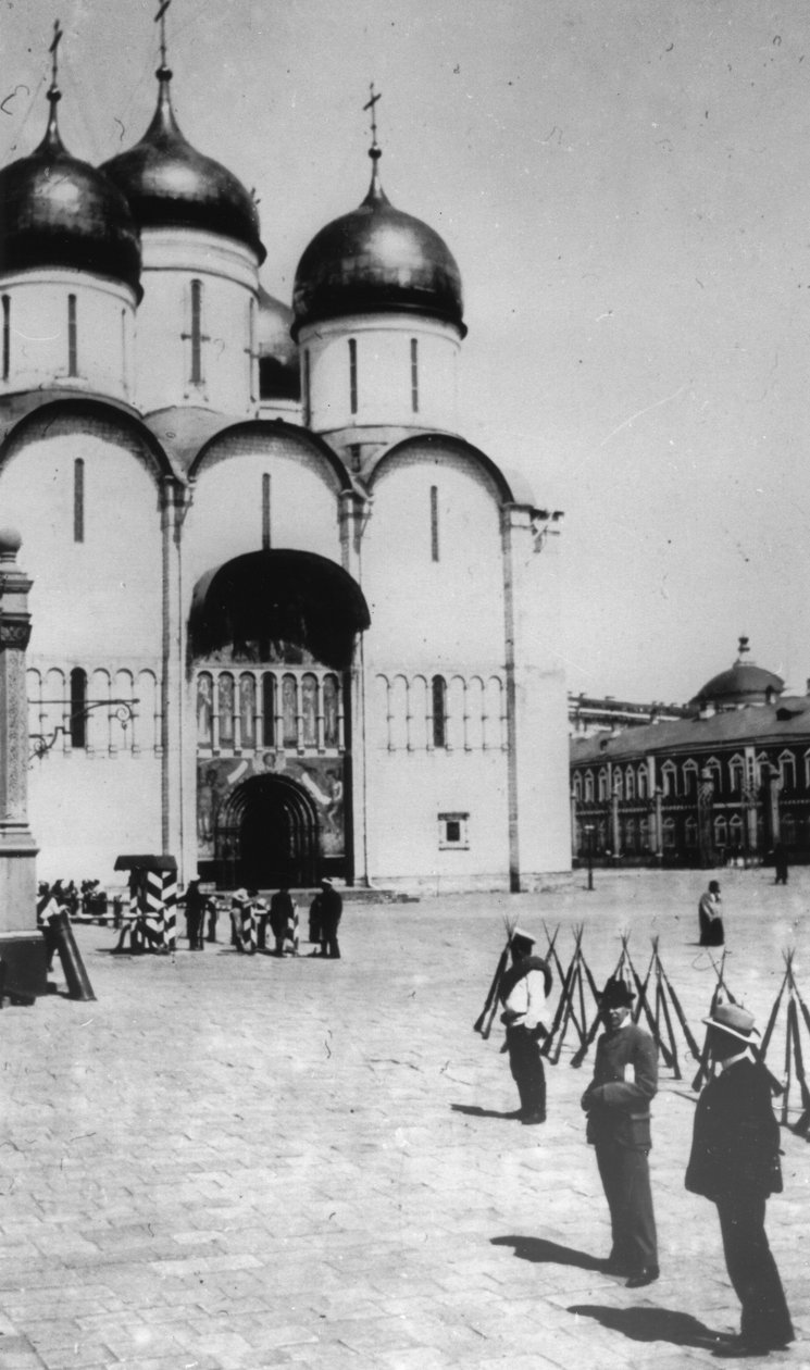 Katedra Zaśnięcia Najświętszej Maryi Panny na Kremlu w Moskwie, Rosja, 1883 r. autorstwa Scherer Nabholz and Co