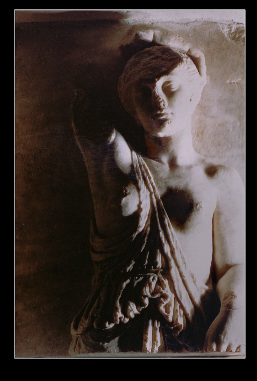 Figura Amazonki, płaskorzeźba z ołtarza Artemidy, Świątynia Artemidy w Efezie, 450-300 pne (marmur) autorstwa School Greek