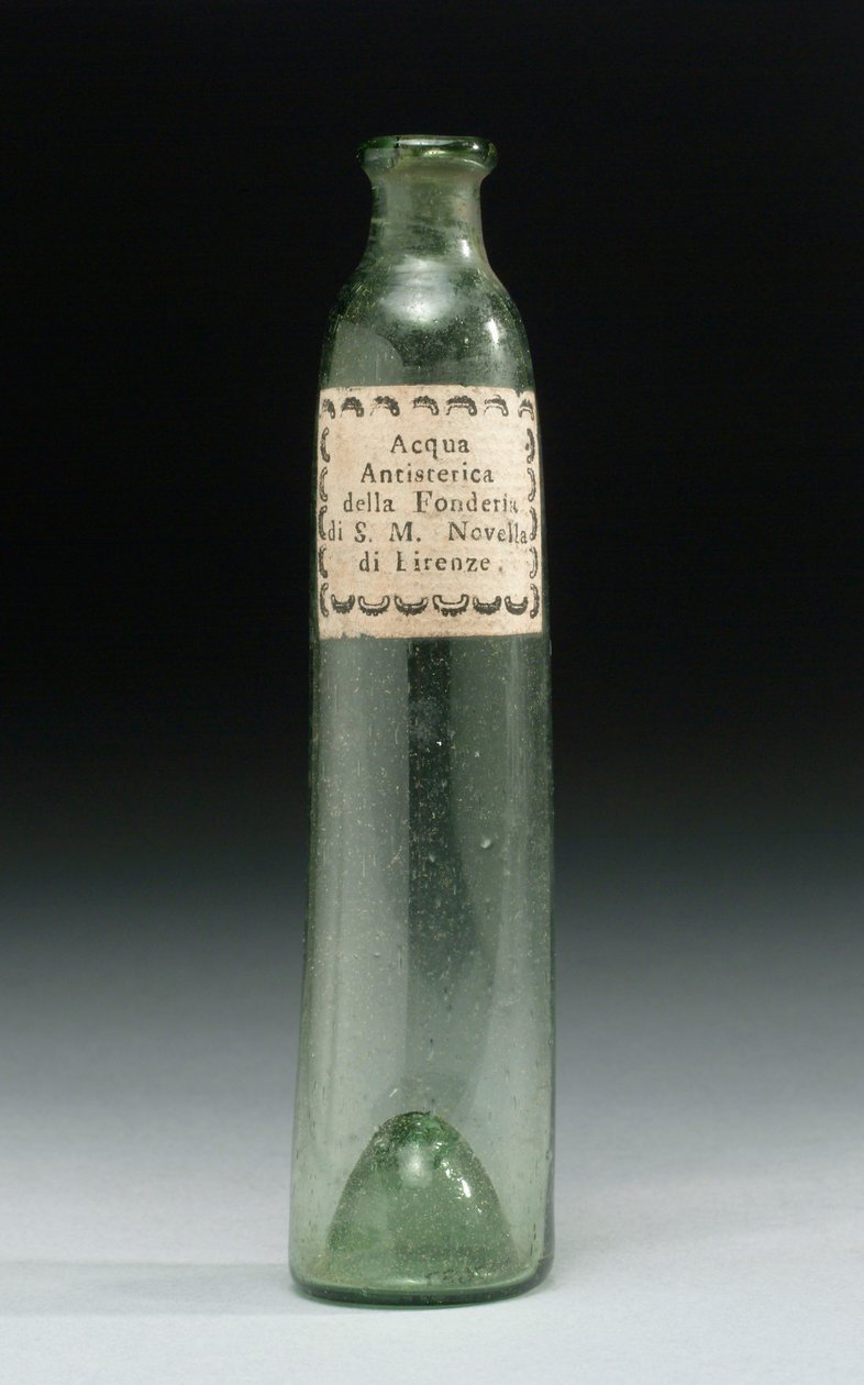 Butelka zawierająca wodę przeciw histerii, z odlewni Jego Królewskiej Mości, Officina Profumo, Farmaceutica di Santa Maria Novella, Florencja, ok. 1850-1920 (szkło) autorstwa School Italian