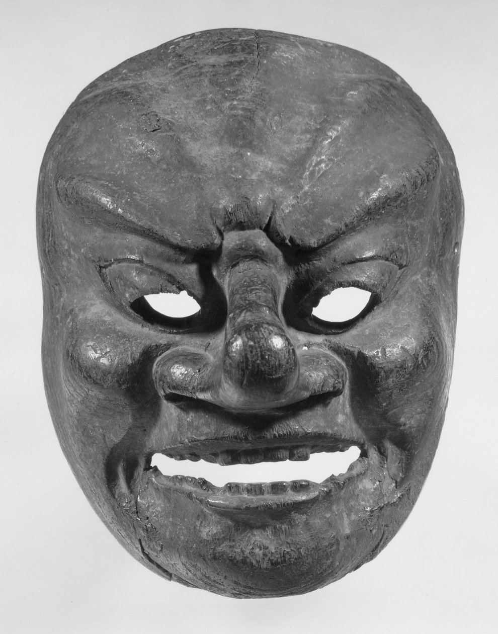 Maska Bugaku (drewno z pozostałościami czerwonych i czarnych pigmentów) autorstwa Japanese School