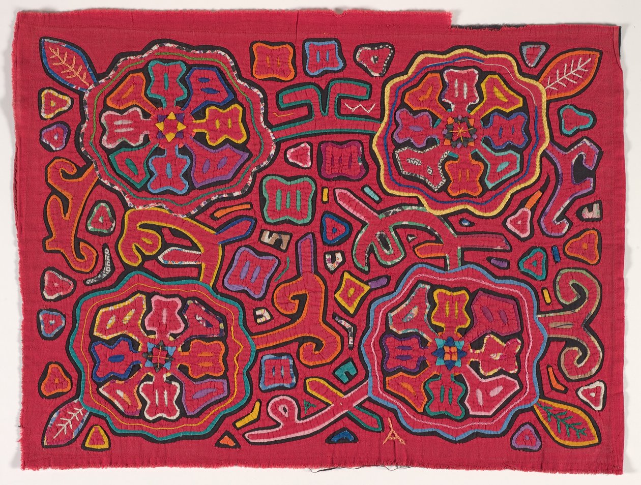 Panel koszuli (mola), Kuna People, Wyspy San Blas, ok. 1950 (bawełna z aplikacjami) autorstwa School Panamanian