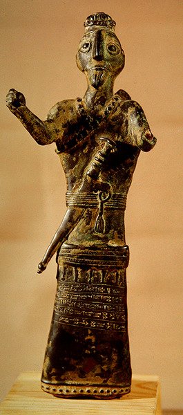 Statuetka Wojownika, ok. 1200 pne (brąz) autorstwa School Persian