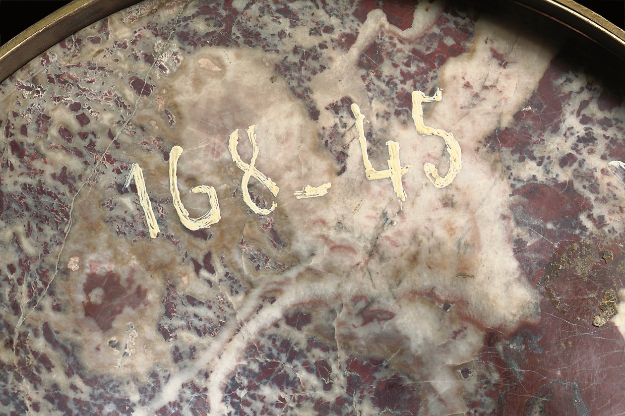 Fragment jednego z wazonów, ok. 1790 (jaspis i ormolu) autorstwa School Russian