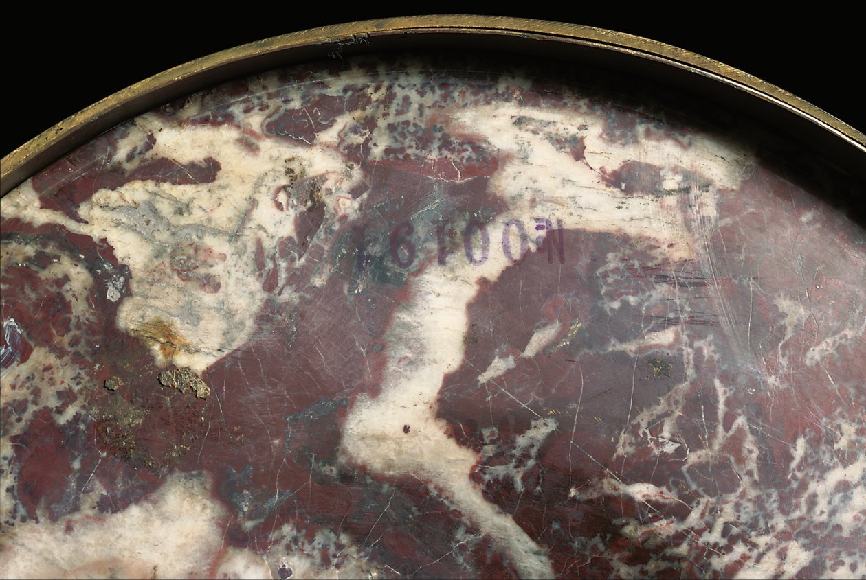 Fragment jednego z wazonów, ok. 1790 (jaspis i ormolu) autorstwa School Russian