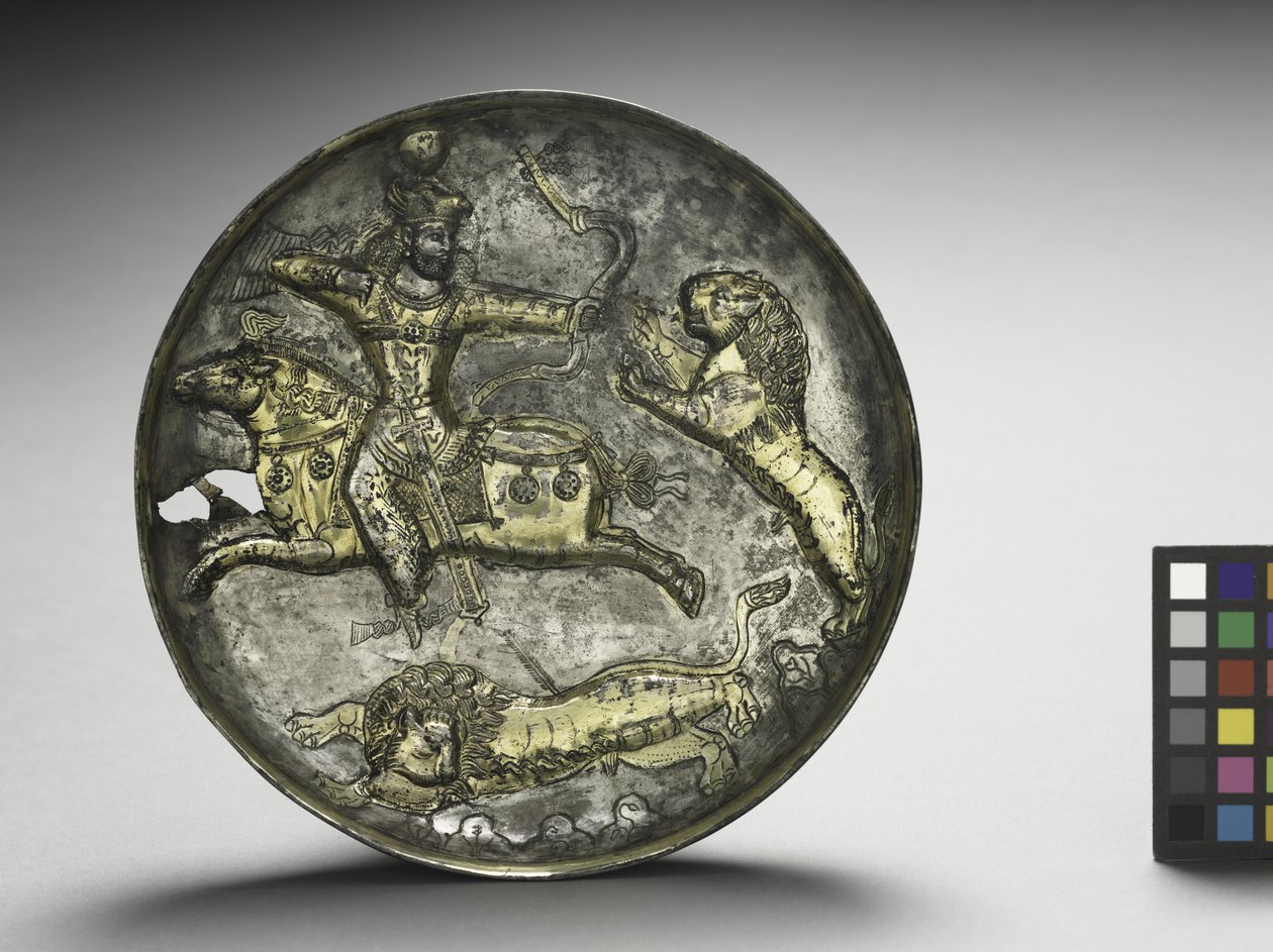 Danie: King Hormizd II lub Hormizd III Hunting Lions, 400-600 (pozłacane srebrem) autorstwa School Sasanian