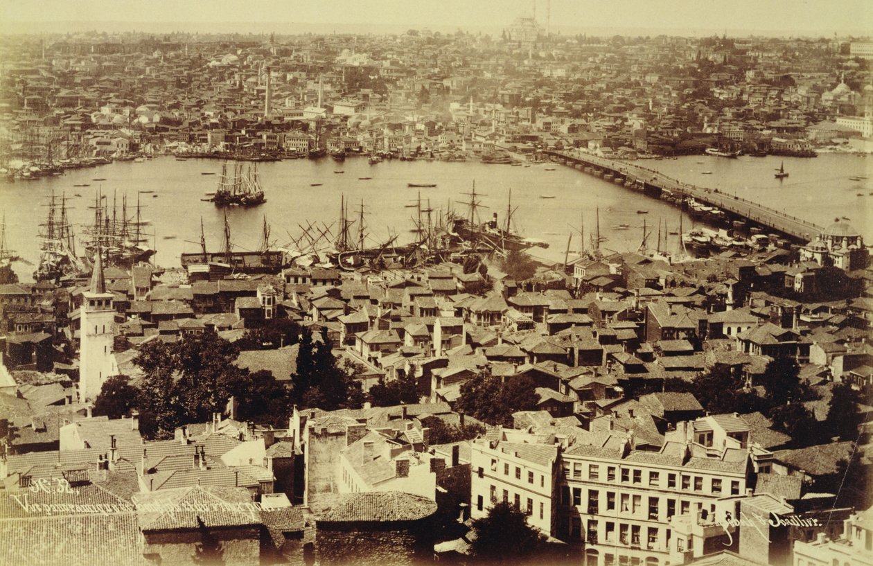 Panorama z widokiem na Stambuł i Bosfor, ok. 1890 (zdjęcie czarno-białe) autorstwa Sebah and Joaillier