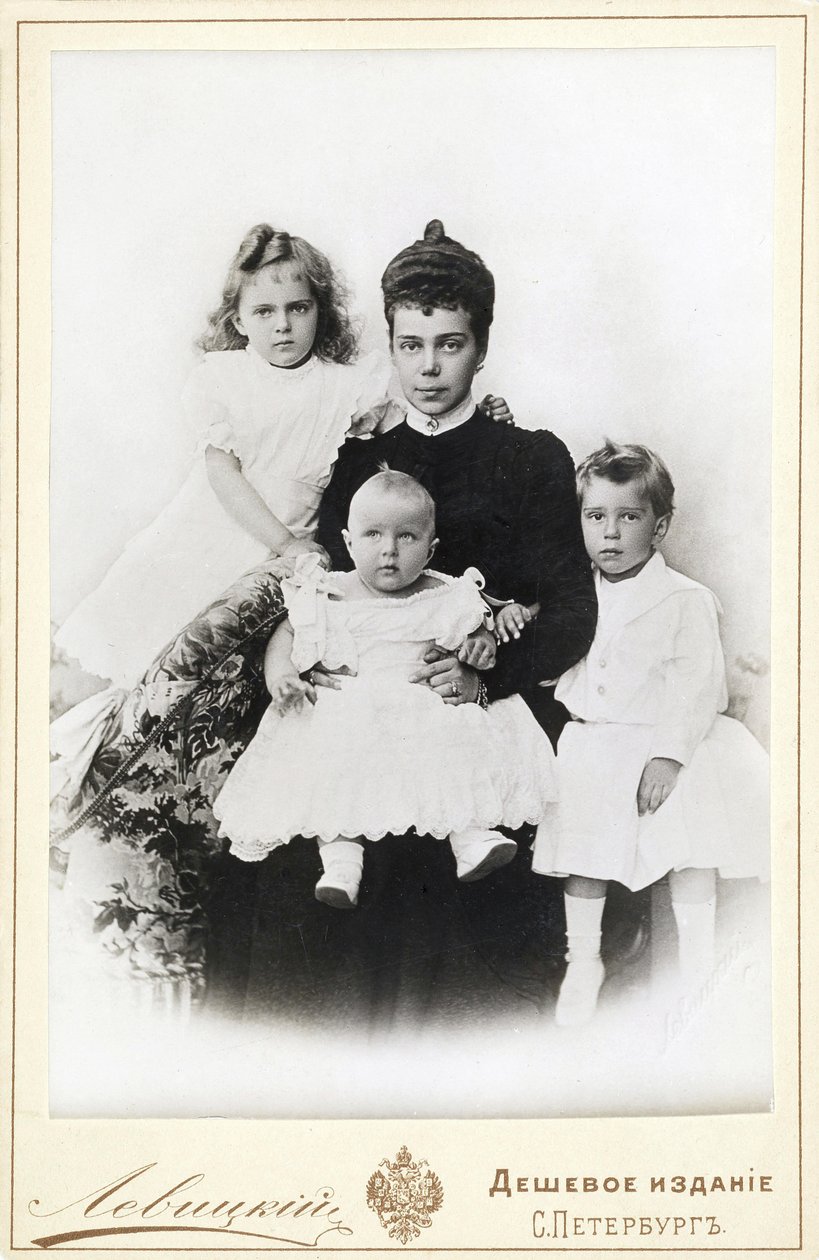 Wielka Księżna Ksenia Aleksandrowna Rosji z dziećmi Irina Aleksandrowna, Andrei..., 1903. autorstwa Sergei Lvovich Levitsky