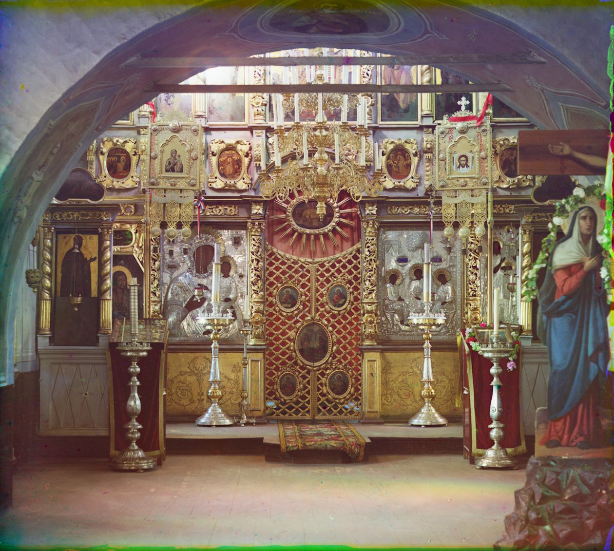 Ikony w cerkwi w Borodino, 1905-1915 autorstwa Sergey Prokudin Gorsky