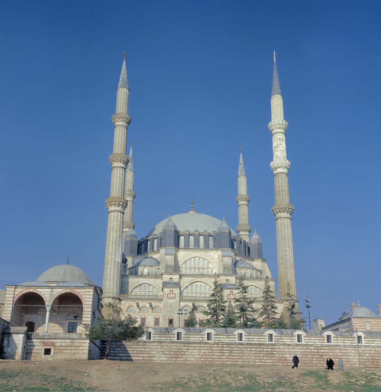Widok na meczet osmański, zbudowany w latach 1569-75 autorstwa Sinan