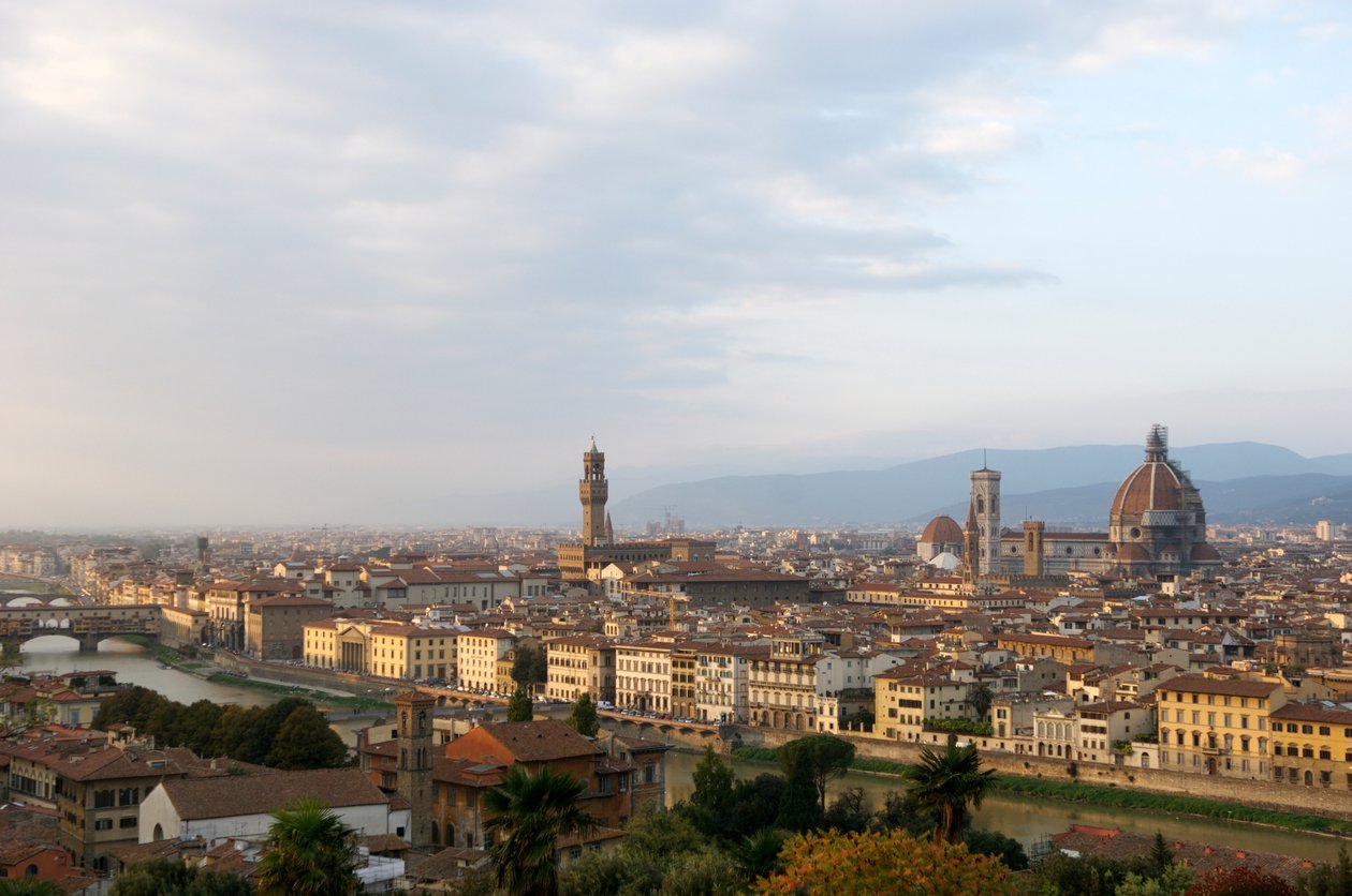 Włochy, Toskania, Florencja, widok na miasto z Piazzele Michelangelo, 2022 r. (zdjęcie ilustracyjne) autorstwa Sisse Brimberg