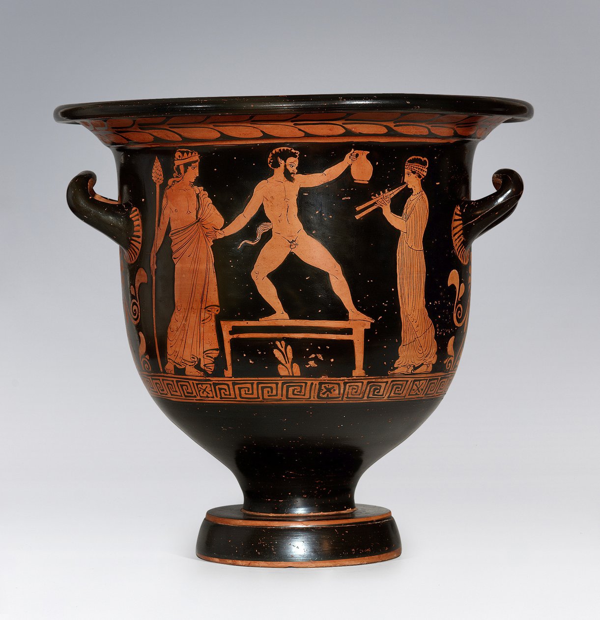 Satyr tańczący Apulian Krater, ok. 420-410 pne. autorstwa Sisyphus Painter