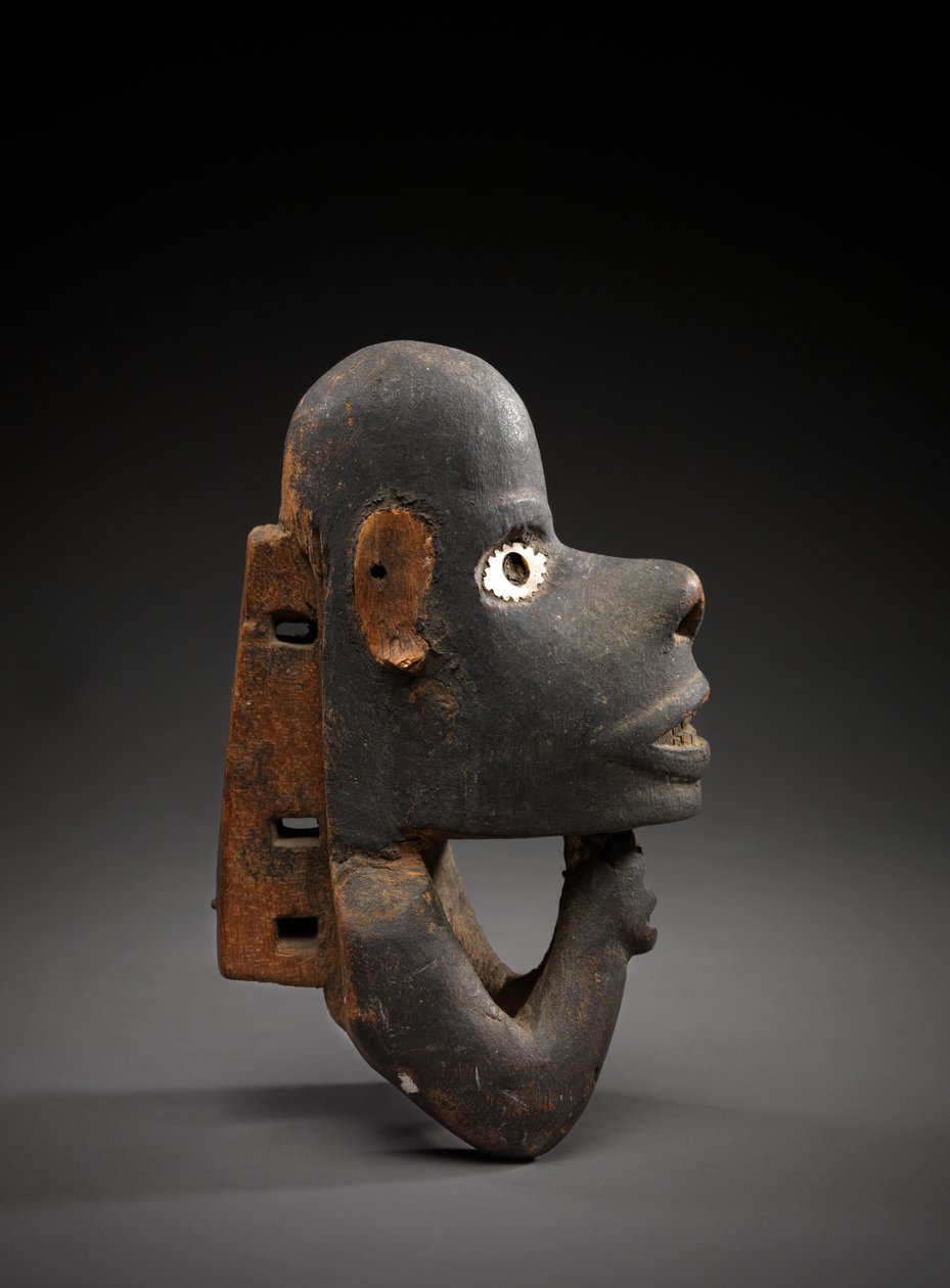 Dziobowa głowa kajaka, nguzu nguzu, Nowa Georgia, Wyspy Salomona, początek do połowy XIX wieku (drewno i muszla) autorstwa Solomon Islander