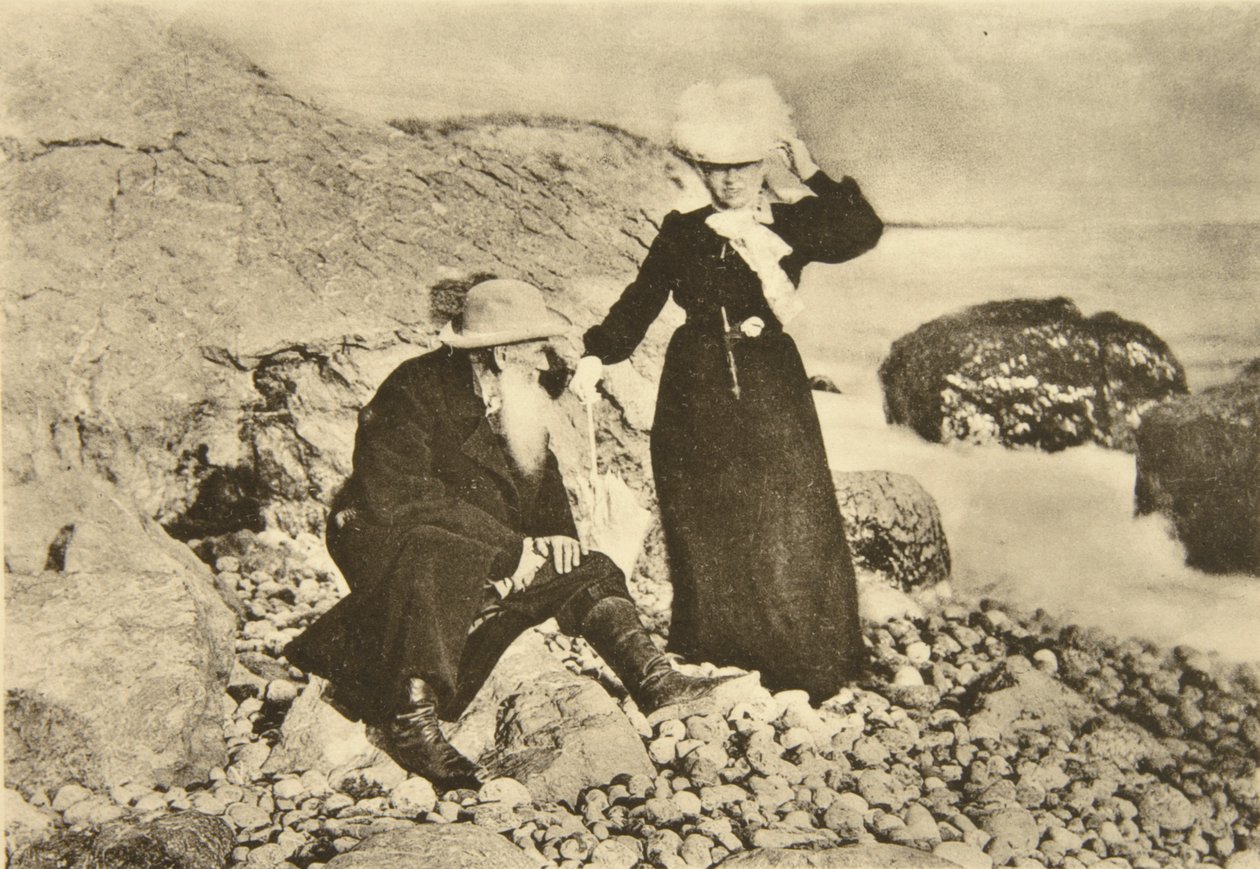 Rosyjski pisarz Lew Tołstoj i jego żona Zofia nad Morzem Czarnym, Krym, Rosja, 1902 autorstwa Sophia Andreevna Tolstaya