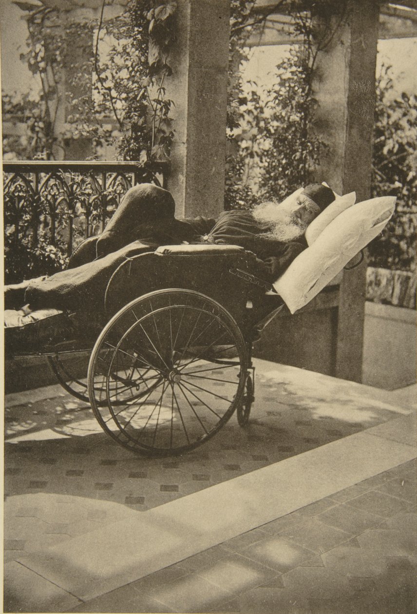 Rosyjski pisarz Lew Tołstoj odzyskuje siły w Gasprze, Krym, Rosja, 1902. autorstwa Sophia Andreevna Tolstaya