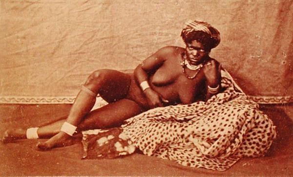 Cleopatra Zulu, c.1880 (druk albumowy) autorstwa South African School