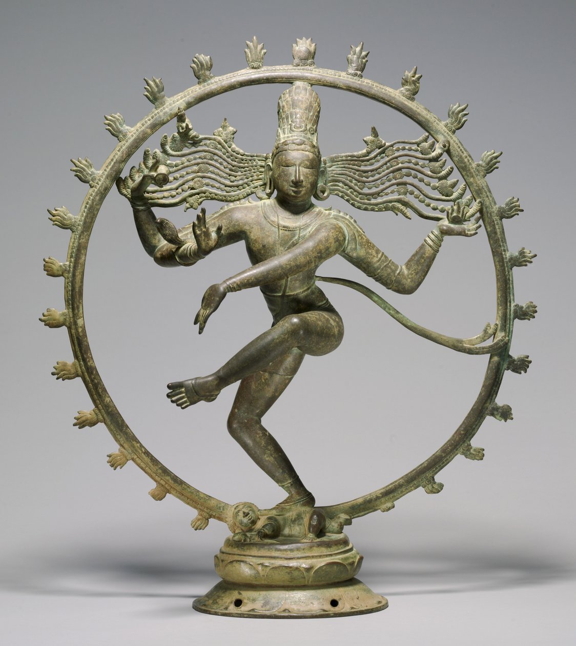 Shiva jako Pan Tańca (Nataraja), okres Chola, ok. X-XI w. (brąz) autorstwa South Indian School
