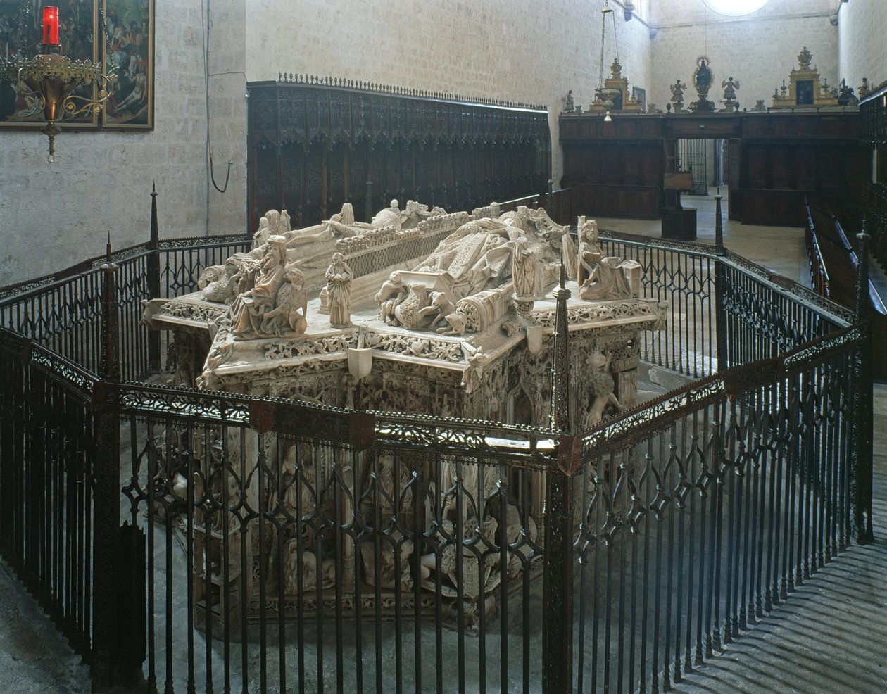 Grób Juana II Kastylii (1405-54) i Izabeli Portugalskiej (marmur) autorstwa Spanish School