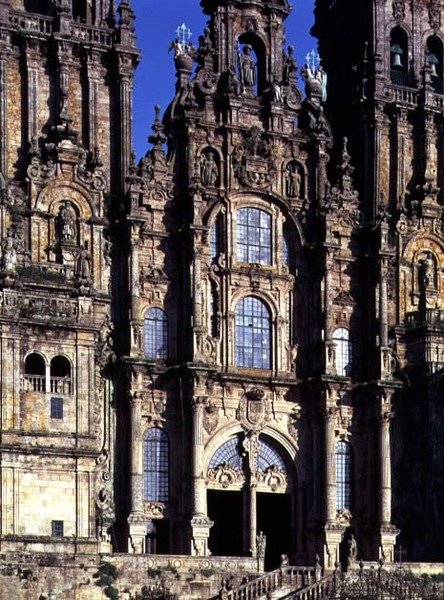 Widok na front zachodni (Fachada del Obradoiro) zaprojektowany przez Fernando Casas y Novoa autorstwa Spanish School