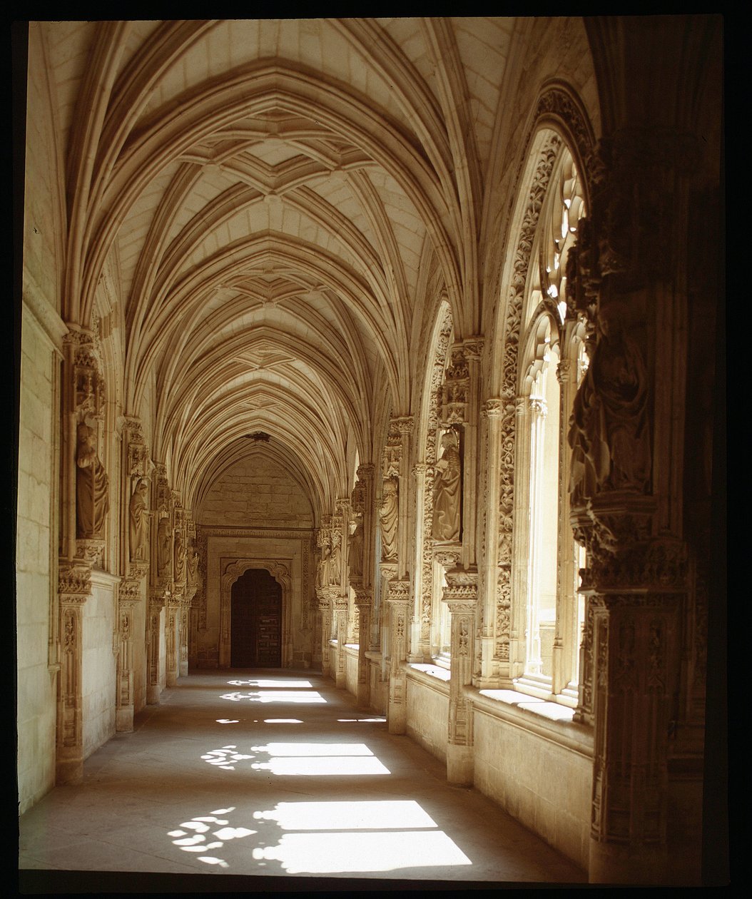 Widok dolnej galerii klasztoru San Juan de Los Reyes, Tolede autorstwa Spanish School