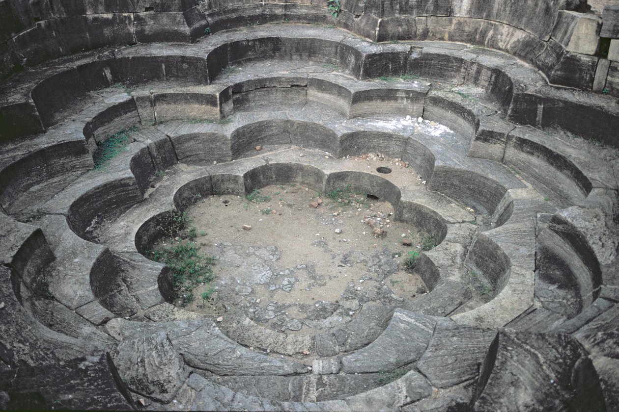 Nelum Pokuna (Kąpiel Lotosu) autorstwa Sri Lankan